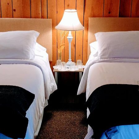 Pine Hill Arms Hotel Dış mekan fotoğraf
