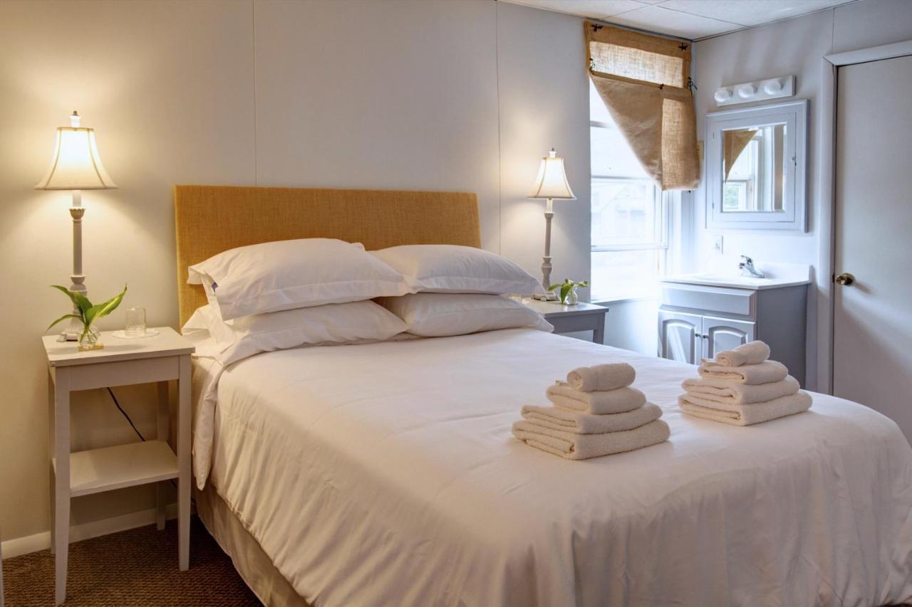 Pine Hill Arms Hotel Dış mekan fotoğraf