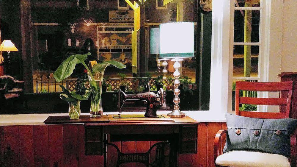 Pine Hill Arms Hotel Dış mekan fotoğraf