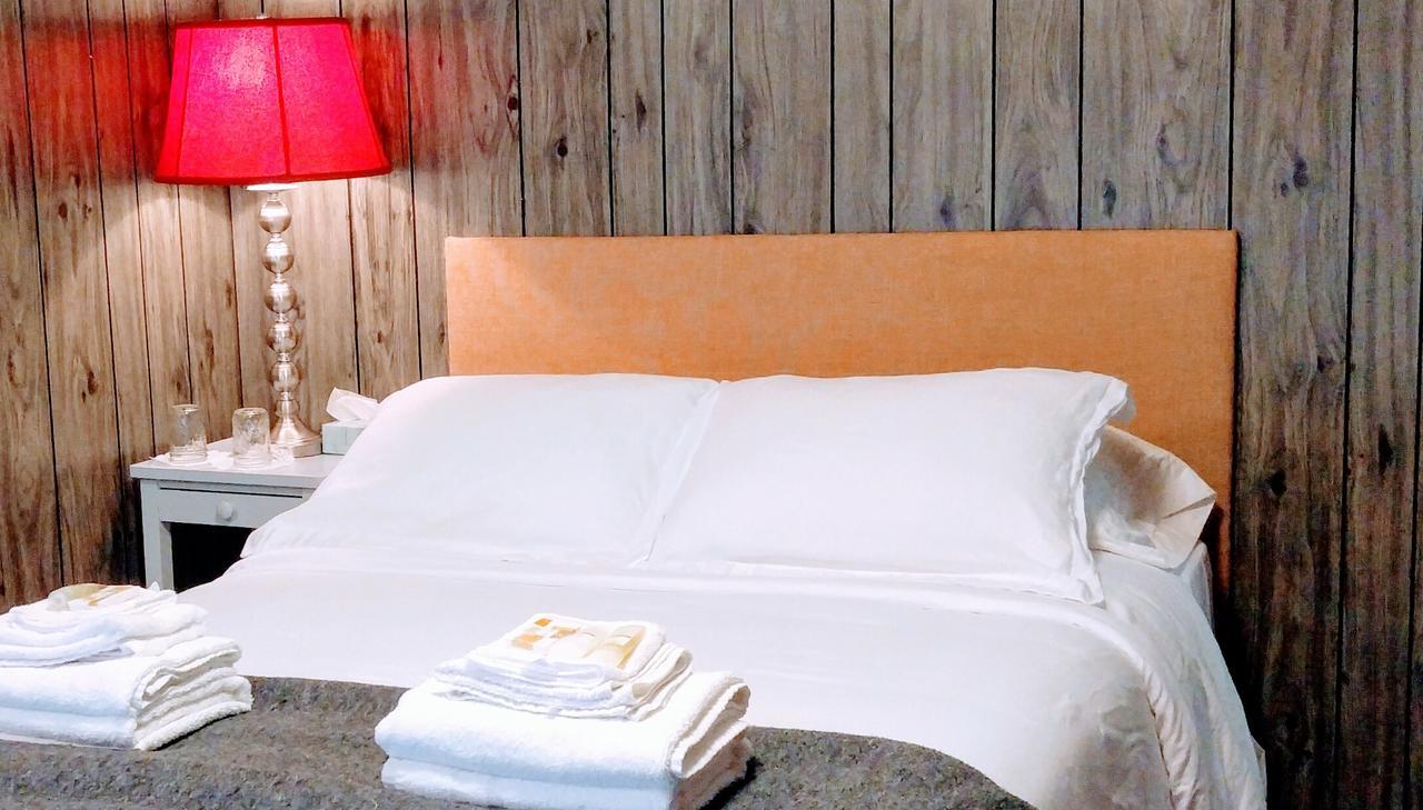 Pine Hill Arms Hotel Dış mekan fotoğraf