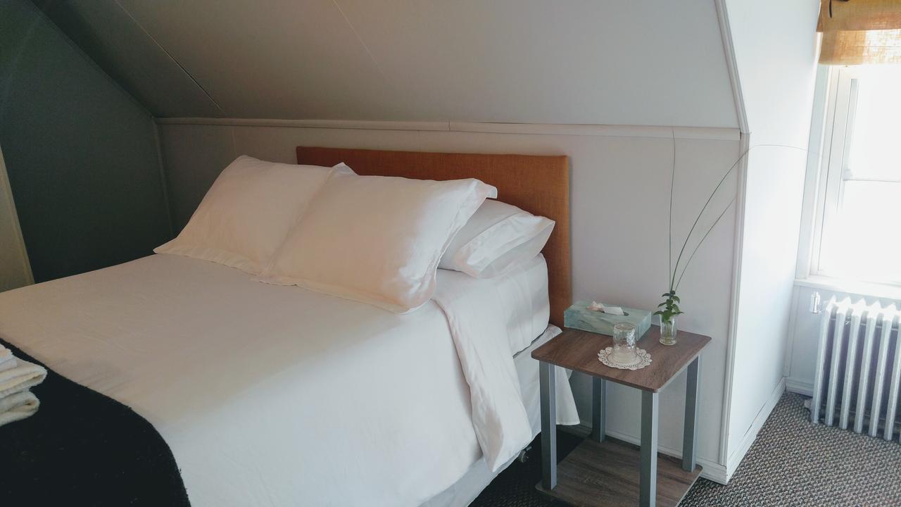 Pine Hill Arms Hotel Dış mekan fotoğraf